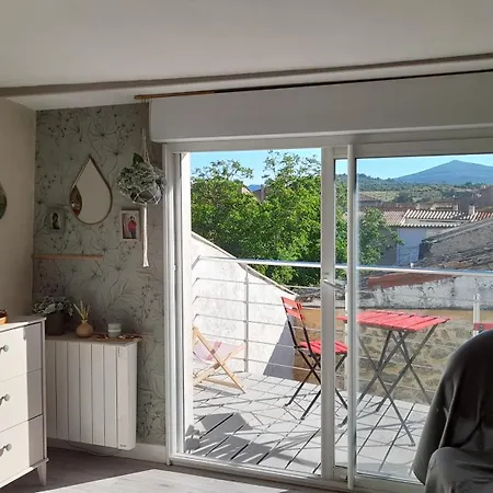 Les Hirondelles De Barrou Bed & Breakfast Saint-Jean-de-Barrou